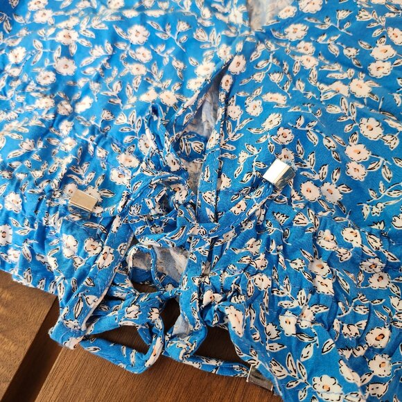 Blue and White Ruffled Tie Front Crop Blouse - Picture 3 of 5